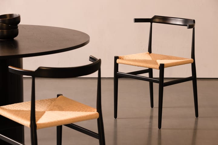 Ruokapöytä Uppveda Pyöreä 130 cm - Musta - Huonekalut - Pöytä & ruokailuryhmä - Ruokapöydät & keittiön pöydät