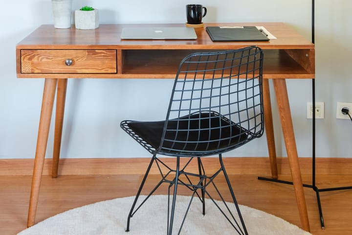 Kirjoituspöytä Belleya 120 cm Säilytyksellä Hylly+Laatikko - Tummanruskea - Huonekalut - Pöytä & ruokailuryhmä - Työpöytä - Kirjoituspöytä