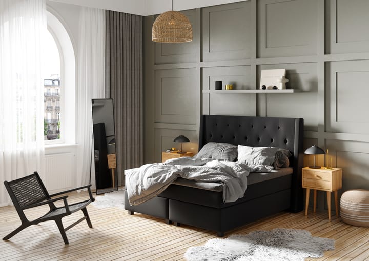 Sängynpääty Langham 210 cm - Musta - Huonekalut - Sänky - Sängyn lisävarusteet & sängynpäädyt - Sängynpääty