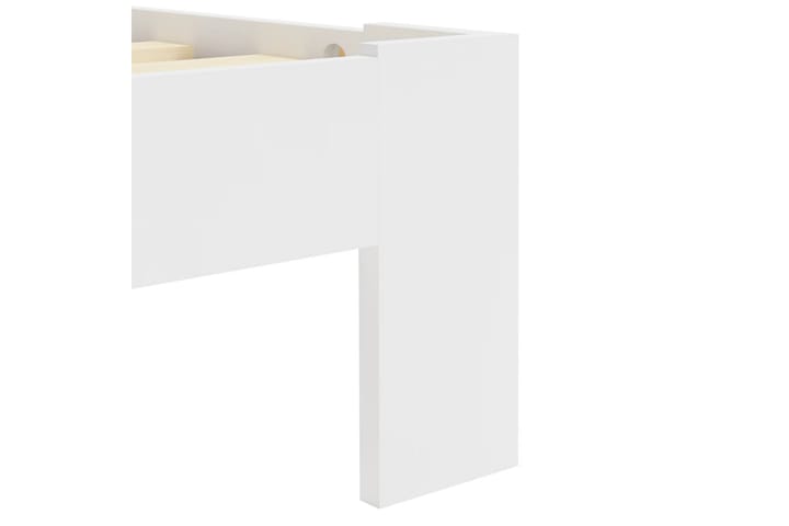 Sängynrunko valkoinen mänty 140x200 cm - Valkoinen - Huonekalut - Sängyt - Sänkykehikot & sängynrungot