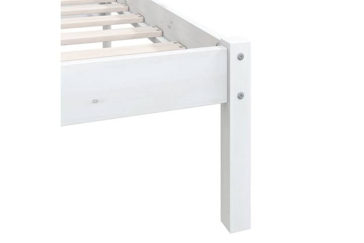 Sängynrunko valkoinen täysi mänty 135x190 cm UK Double - Huonekalut - Sänky - Sänkykehikot & sängynrungot