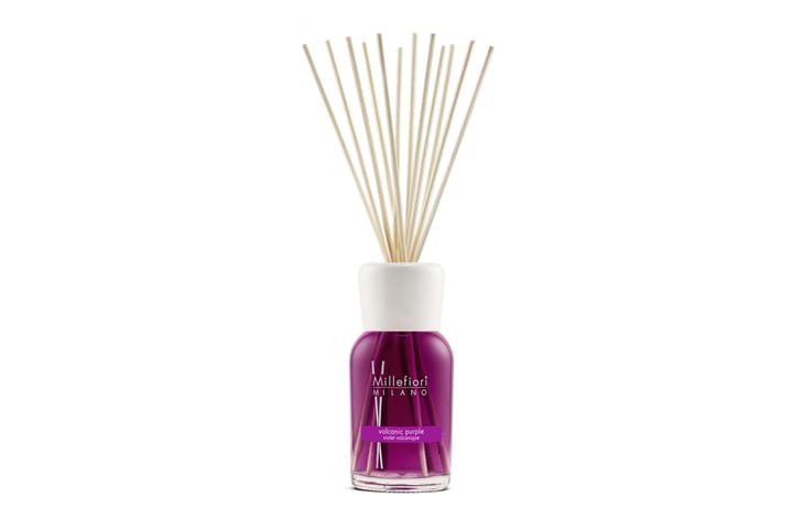 Tuoksupuikot Natural Stick Diffuser 500ml Volcanic Purple - Millefiori Milano - Sisustustuotteet - Kynttilät ja tuoksut - Huonetuoksu & ilmanraikastaja - Tuoksutikku