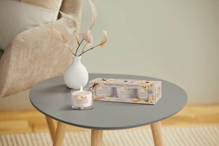 Tuoksukynttilä Filled Votive Vanilla Crème Brulee 3-pak - Yankee Candle - Sisustustuotteet - Kynttilät ja tuoksut - Steariinikynttilä - Tuoksukynttilä